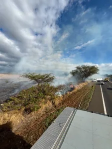 Brush fire burns 3 to 4 acres near Piilani Highway in Kihei